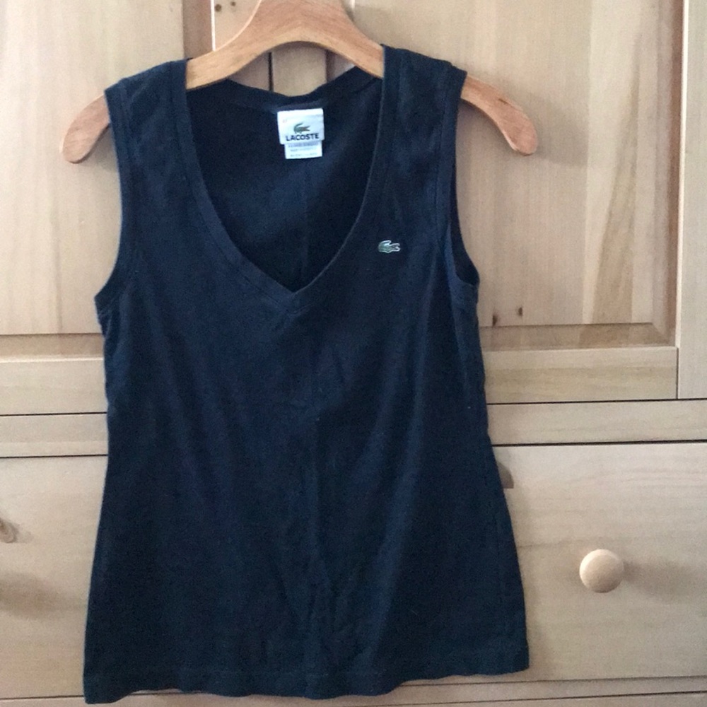 Izod v-neck sleeveless T-shirt size 44